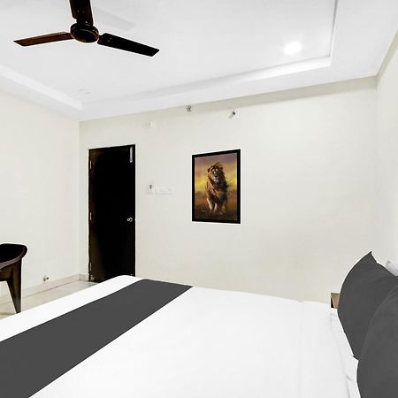 Hotel Super Townhouse Daba Garden Road à Visakhapatnam Extérieur photo