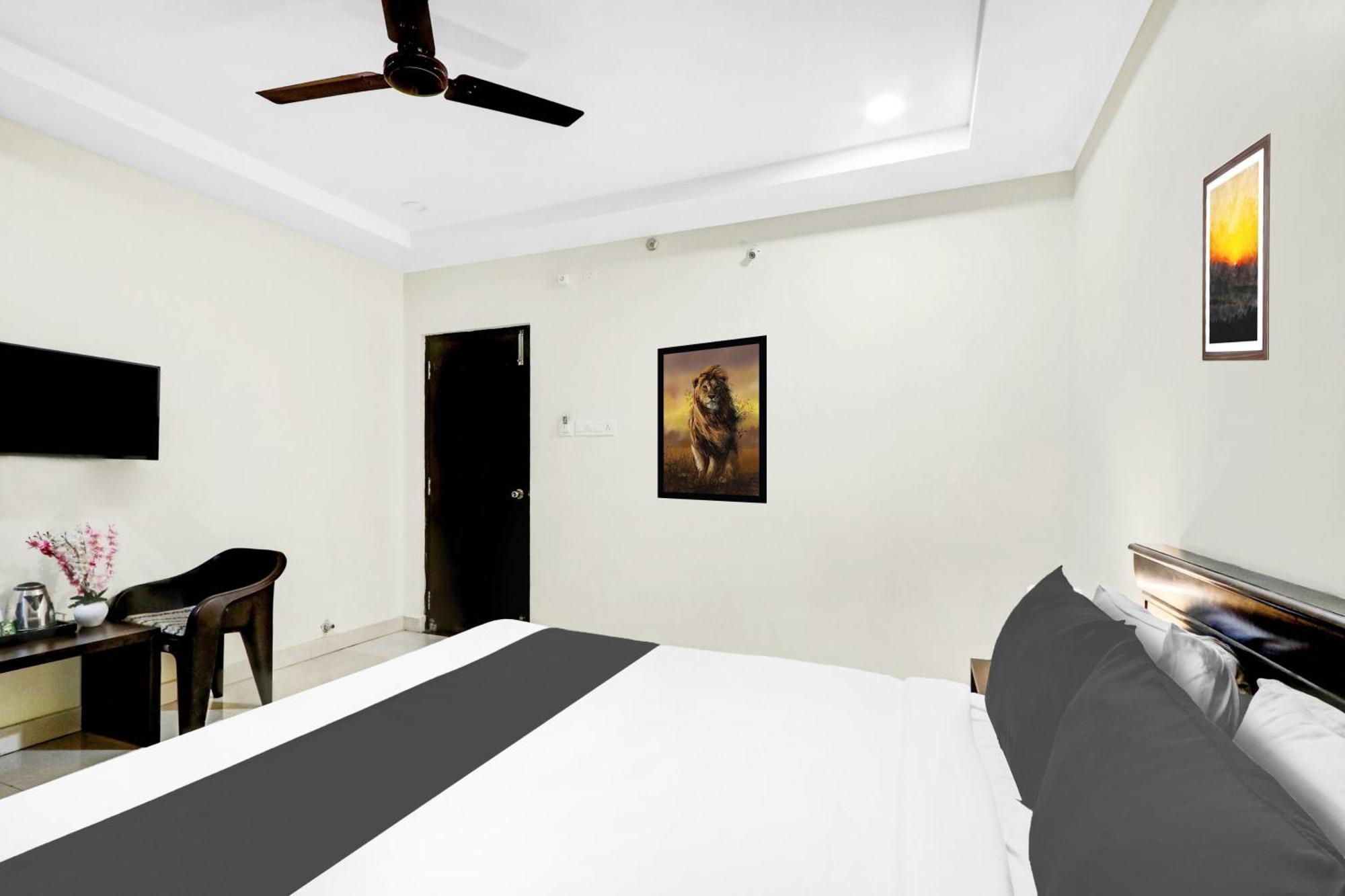Hotel Super Townhouse Daba Garden Road à Visakhapatnam Extérieur photo