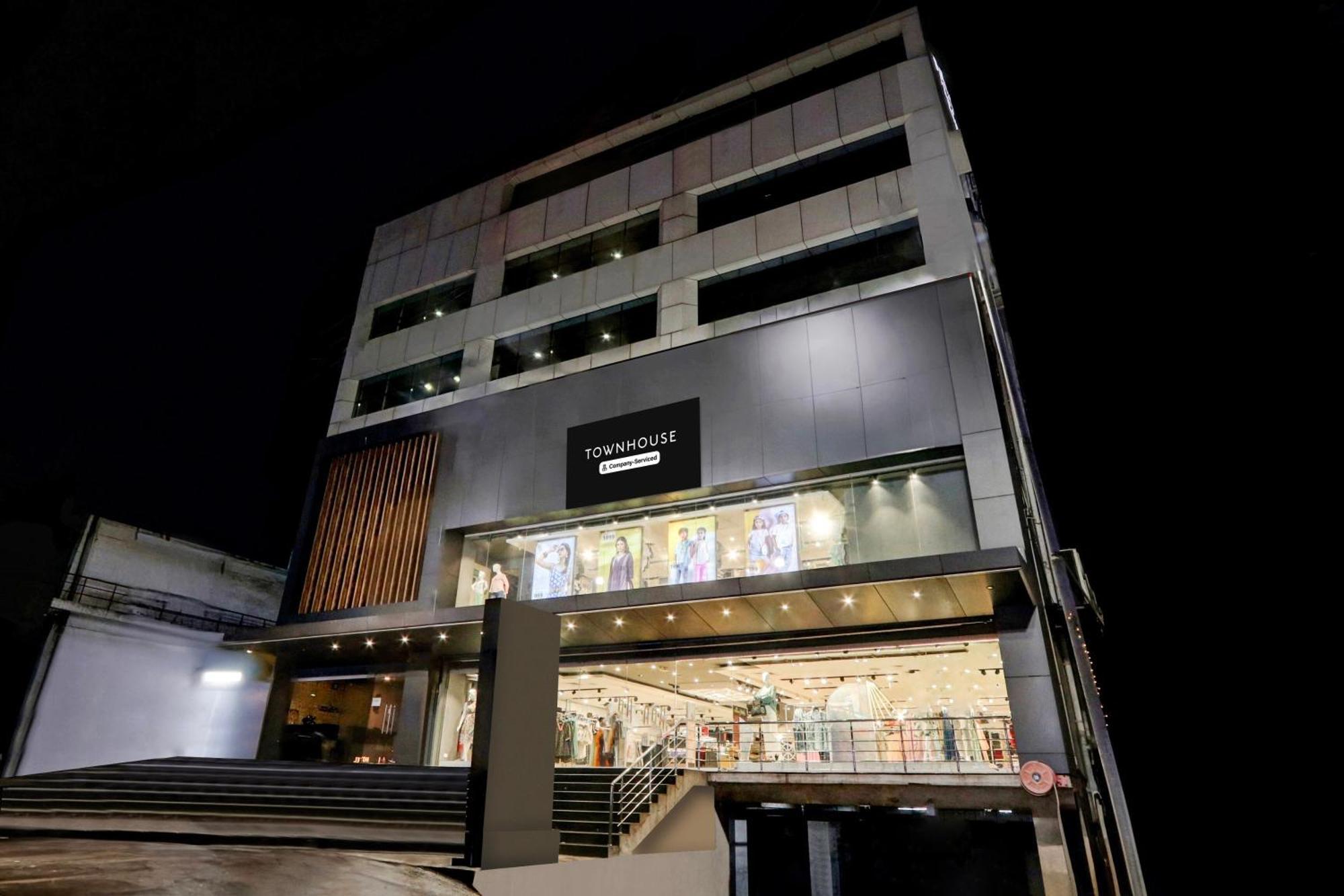 Hotel Super Townhouse Daba Garden Road à Visakhapatnam Extérieur photo